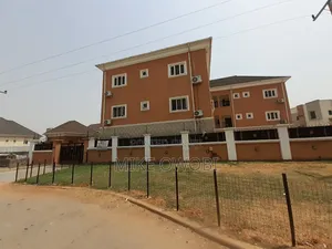 3bdrm Block of Flats in Jahi for rent