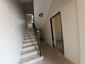 3bdrm Block of Flats in Jahi for rent