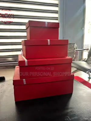 Gift Box (Set of 4)