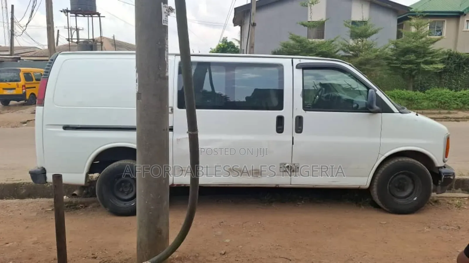 Chevrolet 4500 2002 White