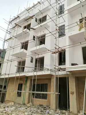 2bdrm Apartment in Harris Drive, VGC / Ajah for sale