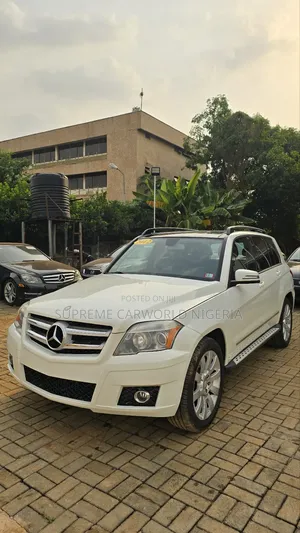 Mercedes-Benz GLK-Class 350 4MATIC 2012 White