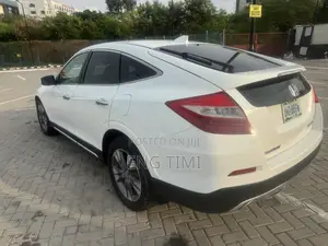Honda Crosstour 3.5 AWD 2013 White