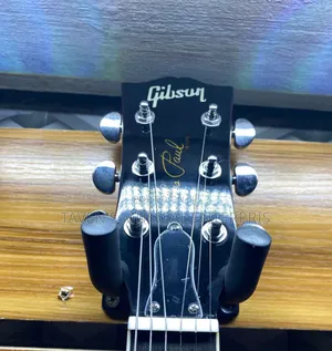 Gibson Les Paul Electric Guitar