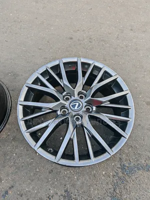 Size 18 for Lexus Original Follow Come