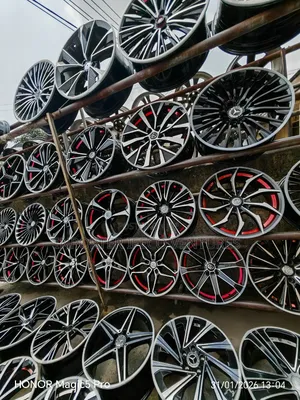 All Kinds of Car Alloyd Wheels Available