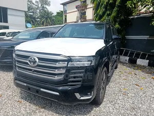 New Toyota Land Cruiser 2023 Black