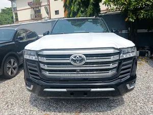 New Toyota Land Cruiser 2023 Black