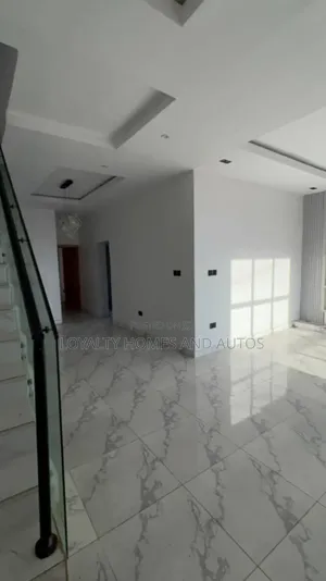 4bdrm Duplex in Ikeja for sale