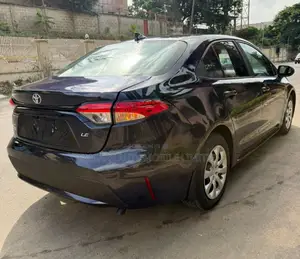 Toyota Corolla LE 2022 Blue