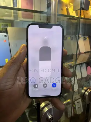 Apple iPhone 13 256 GB Black