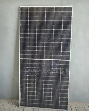 600attw Jinko Solar Panel