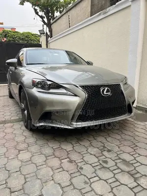 Lexus IS 350 AWD 2015 Gold