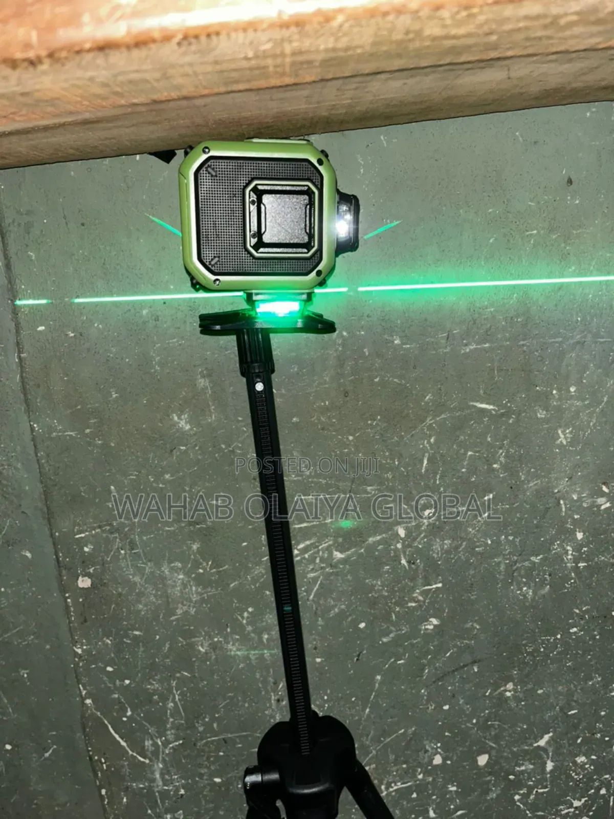 Krted 12-Line 3d Green Laser Level – Self-Leveling