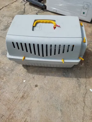 Size 2 Pet Carrier /Box