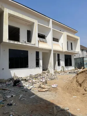 4bdrm Duplex in Kaura for sale