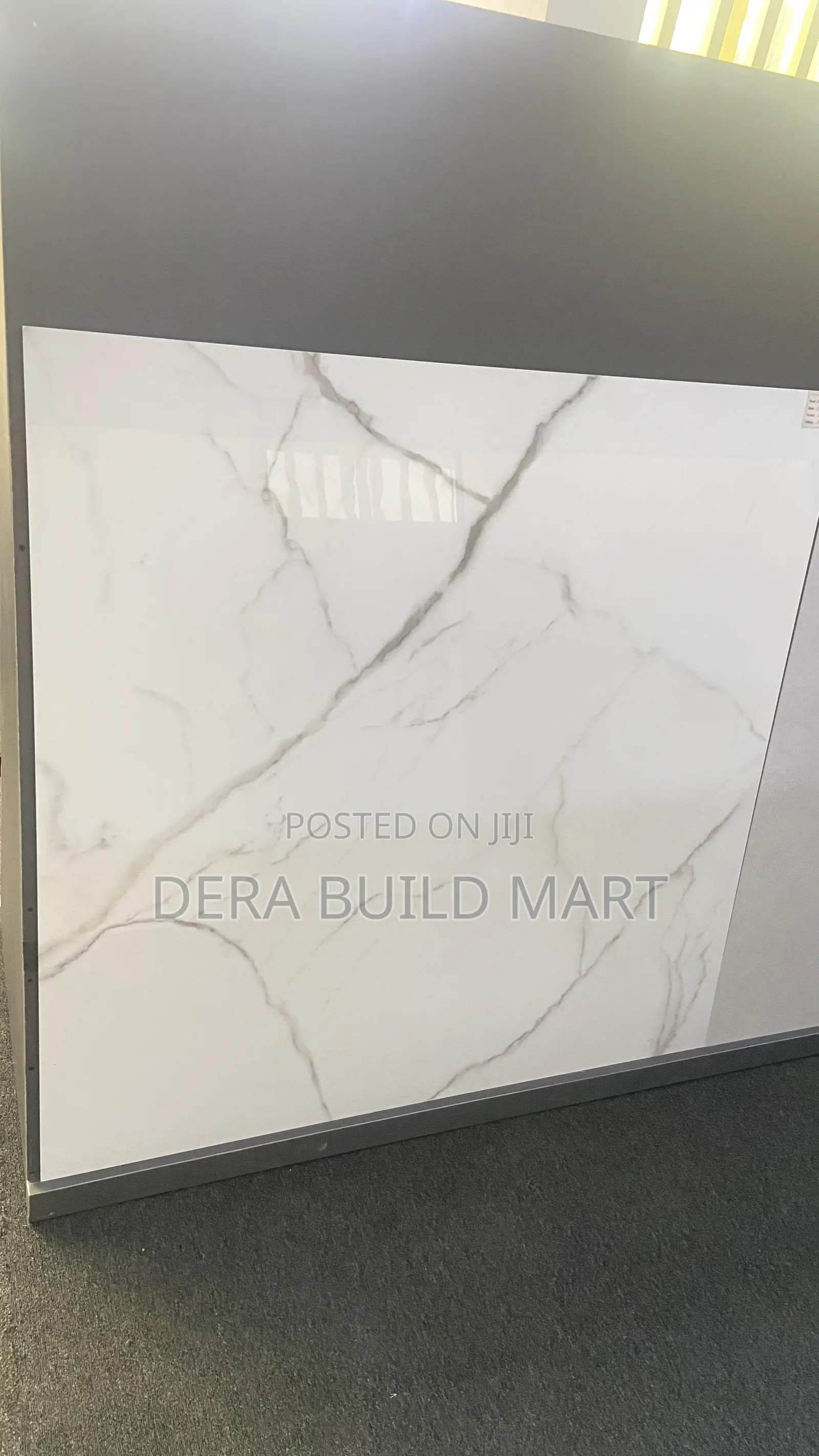 120x120 Carrara Design