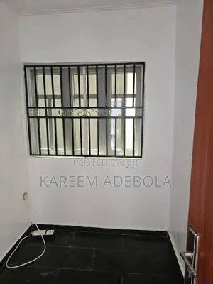 5bdrm Duplex in Omole Phase 2 for rent