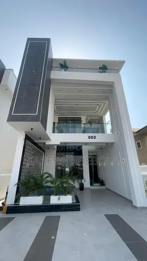 Furnished 5bdrm Duplex in Ikota for sale