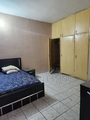 Furnished 1bdrm Block of Flats in Area 2 for rent