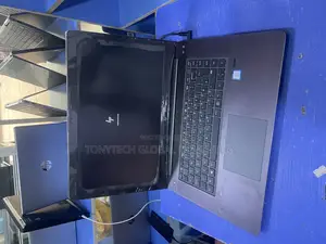 Laptop HP ZBook Studio G4 16GB Intel Core i7 SSD 512GB