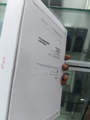 New Apple iPad (2025) 256 GB Black