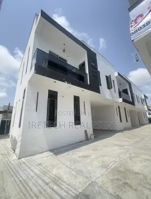 4bdrm Townhouse/Terrace in Ajah Lagos, Off Lekki-Epe Expressway