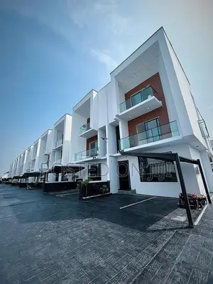 4bdrm Duplex in Dpkay Estate, Lekki Phase 2 for sale