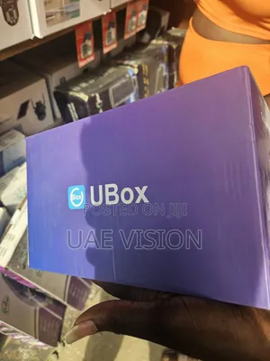 Ubox Double Lens Solar Camera Hd With Sim With Sandisk