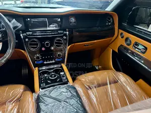 Rolls-Royce Cullinan 2023 Black