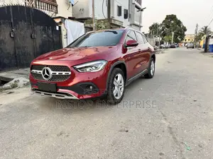 Mercedes-Benz GLA 250 2020 Red