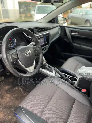 Toyota Corolla L 4dr Sedan (1.8L 4cyl CVT) 2017 Blue