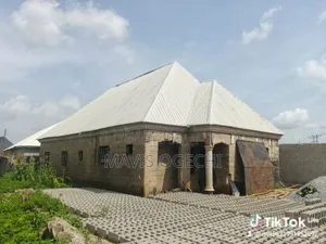 3bdrm Bungalow in Lape Estate Road, Karu for sale