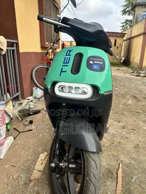 60v Tier Gogoro Bike Wit a Very Long Lasting Battery,Runs 120km Speed