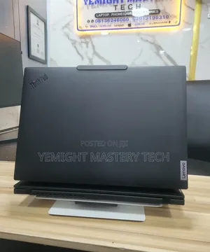 Laptop Lenovo ThinkPad E14 Gen 5 16GB Intel Core Ultra 7 SSD 256GB
