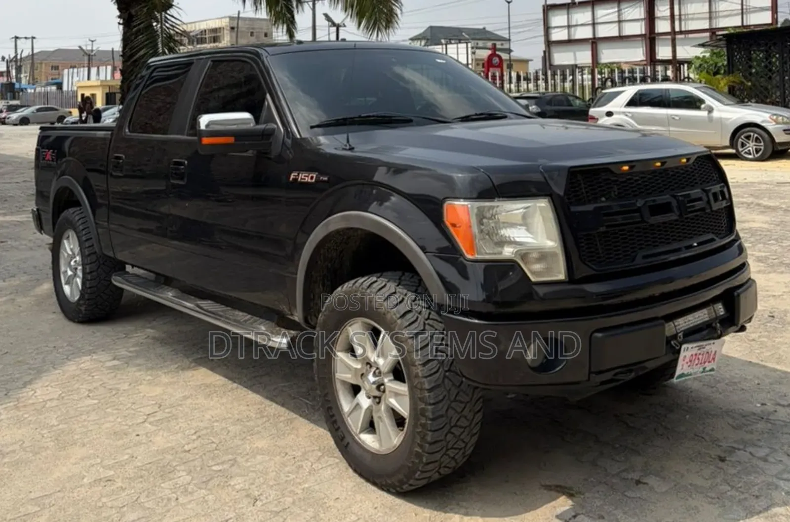 Ford F-150 FX4 2011 Black