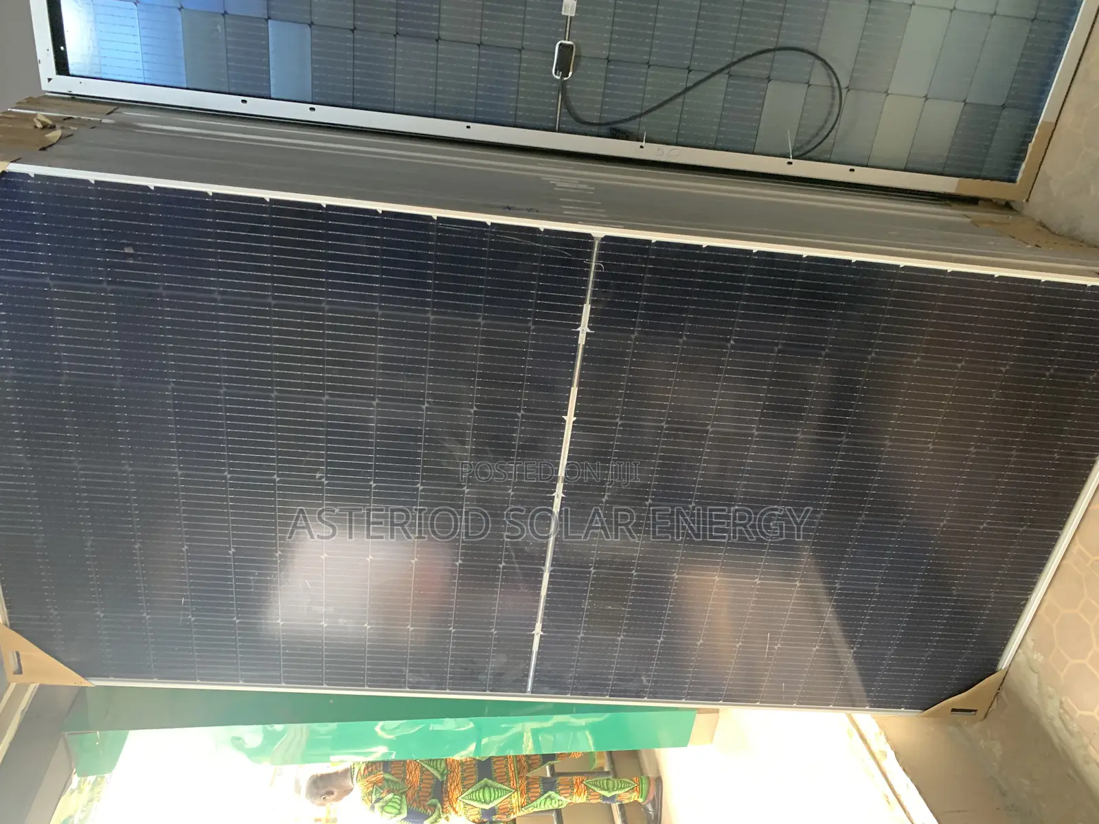 650watts Jinko Solar Bifacial Panel