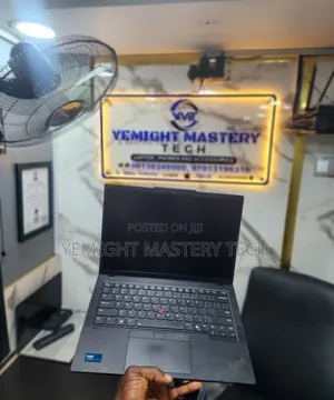 Laptop Lenovo ThinkPad T14 16GB Intel Core Ultra 7 SSD 256GB