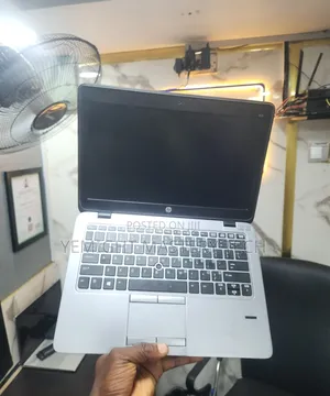 Laptop HP EliteBook 820 G2 8GB Intel Core I5 SSD 256GB