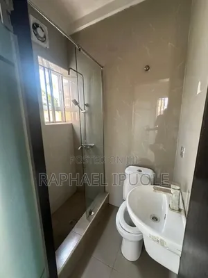 4bdrm Duplex in Millennium, Millenuim/UPS for rent