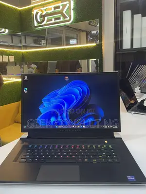 Laptop Dell Alienware X17 R2 32GB Intel Core i9 SSD 1T