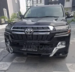 Toyota Land Cruiser 4.0 V6 GXR 2018 Black