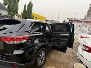 Toyota Highlander 2019 Black