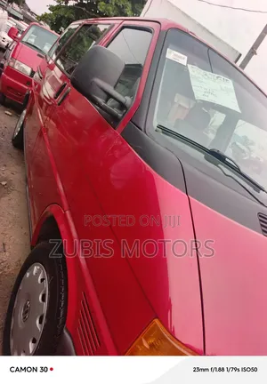 Volkswagen Transporter 2005 Red
