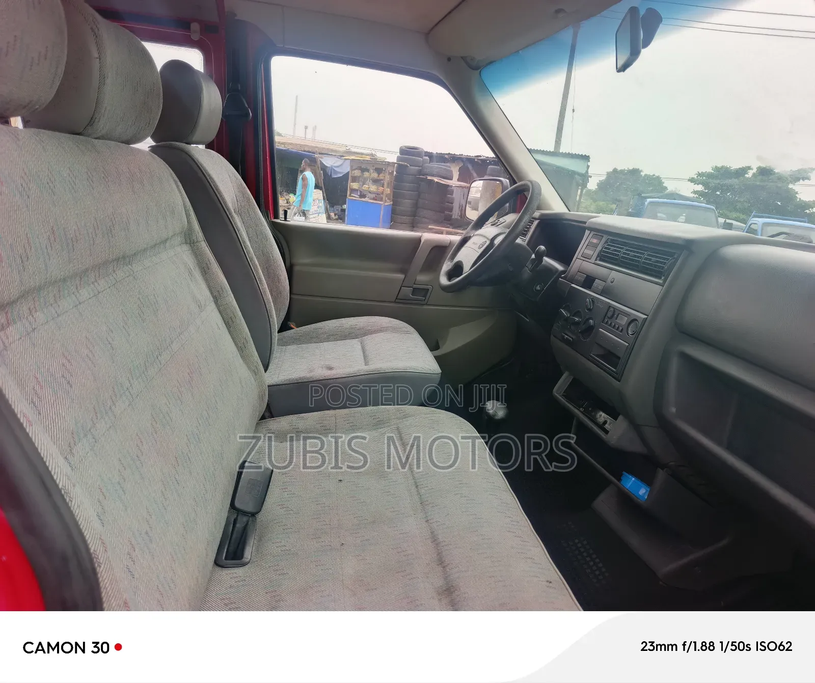 Volkswagen Transporter 2005 Red