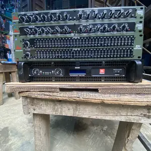 JBL-E8300 Amp -DBX Double Equalizer-DBX Crossover 234- Compressor .