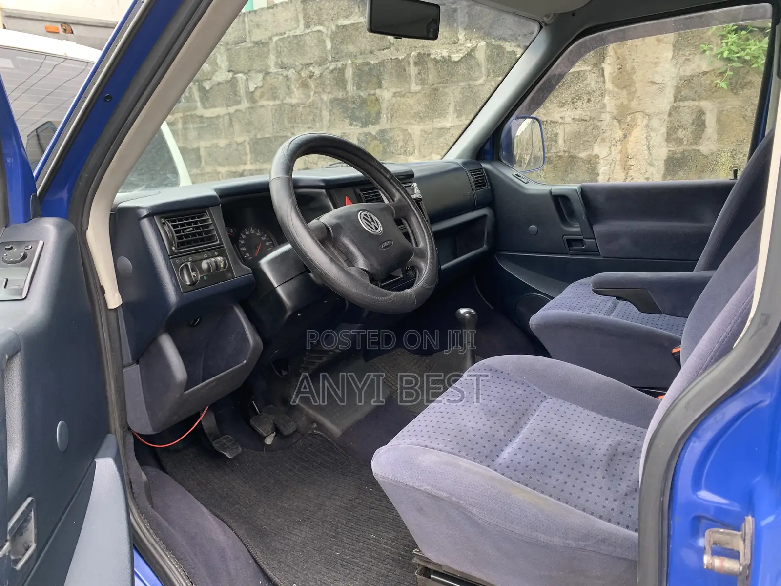 Volkswagen Transporter 2005 Blue