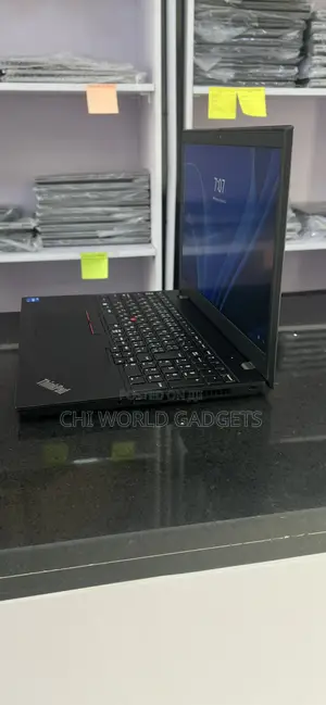 Laptop Lenovo Thinkpad L15 Gen 3 8GB Intel Core I3 SSD 256GB