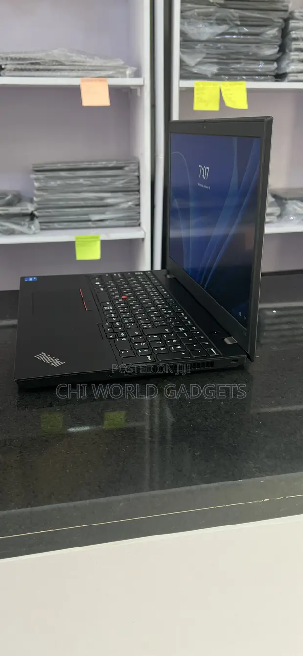 Lenovo - Thinkpad L15 Gen 1 (Reconditionné) /15''/i3-10110U/8GB RAM/256GB SSD/W11P