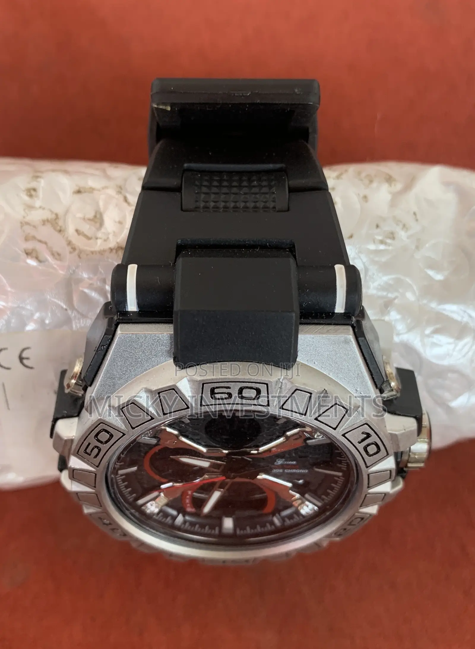 Genoa V2 Analog Wrist Watch
